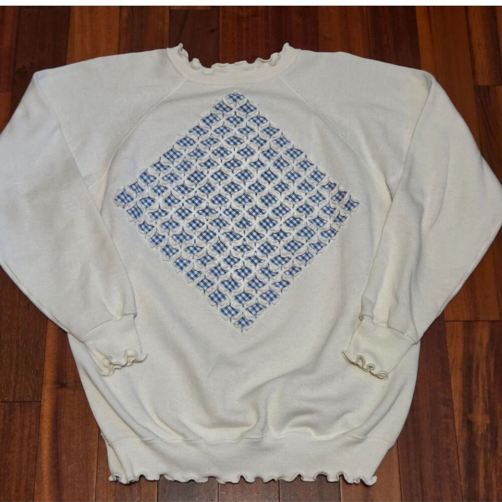 VTG 80s 90s Blue/White L Sweatshirt Scalloped Grannycore Cottage